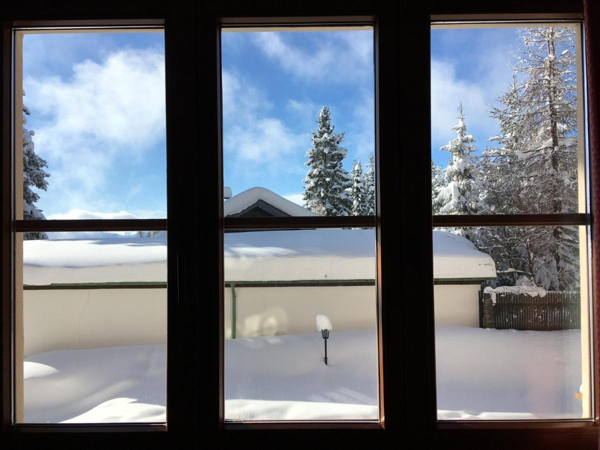 Familienapartment Sonne Und Schnee Kanzelhohe Esterno foto
